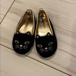 Old navy cat gold black flats for baby size 5